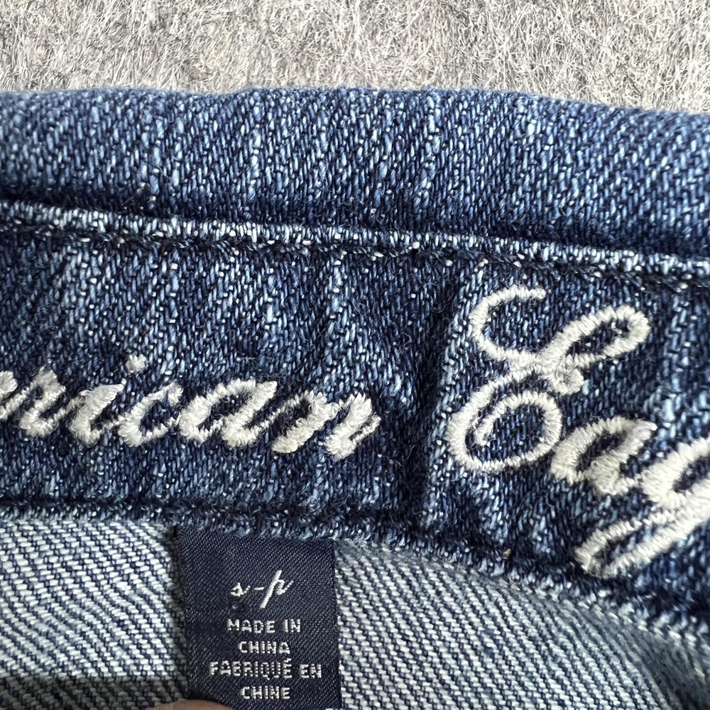 American Eagle Jacket Womens S Blue Denim Cropped Trucker Button Casual Outdoor - Picture 2 of 14